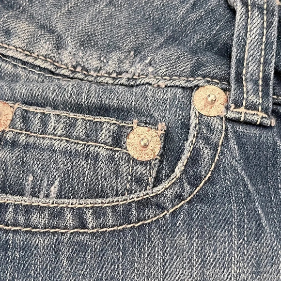 Guess/ Jean shorts/ Distressed/  Size US 29 - Picture 10 of 11